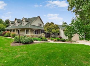 7233 Edenborough Ct NW, Lancaster, OH 43130