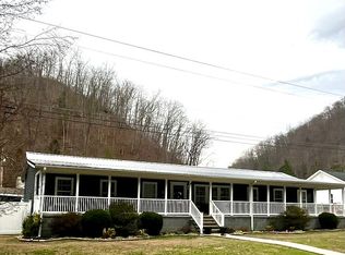 96 Hannah St, Kimper, KY 41539