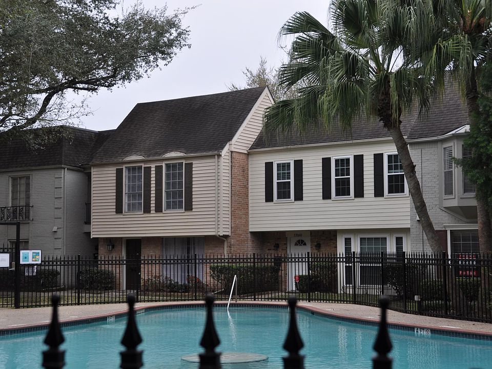 1st image of 13162 Trail Hollow Dr