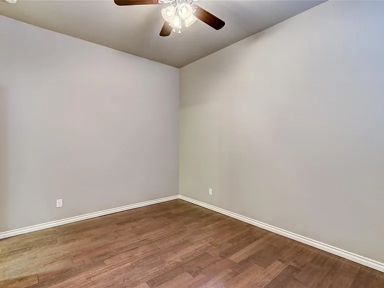 2809 Tranquilo Ln — Photo 35