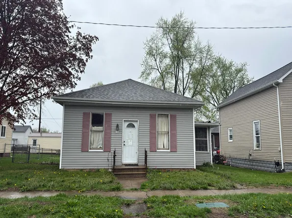 108 W Exchange St, Danvers, IL 61732