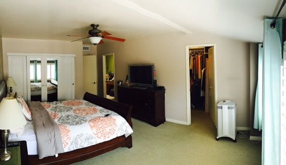 Master Suite with walk in closet and bathroom ( 2nd Floor)