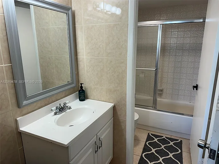 6039 Collins Ave #310 — Photo 17