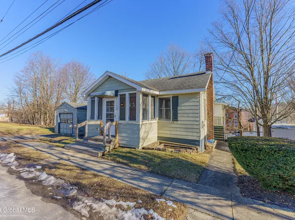 18 Herkimer Street, Victory Mills, NY 12884