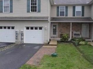 7455 Falcon St, New Tripoli, PA 18066