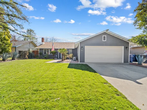 1637 Paradise Avenue, Tulare, CA 93274