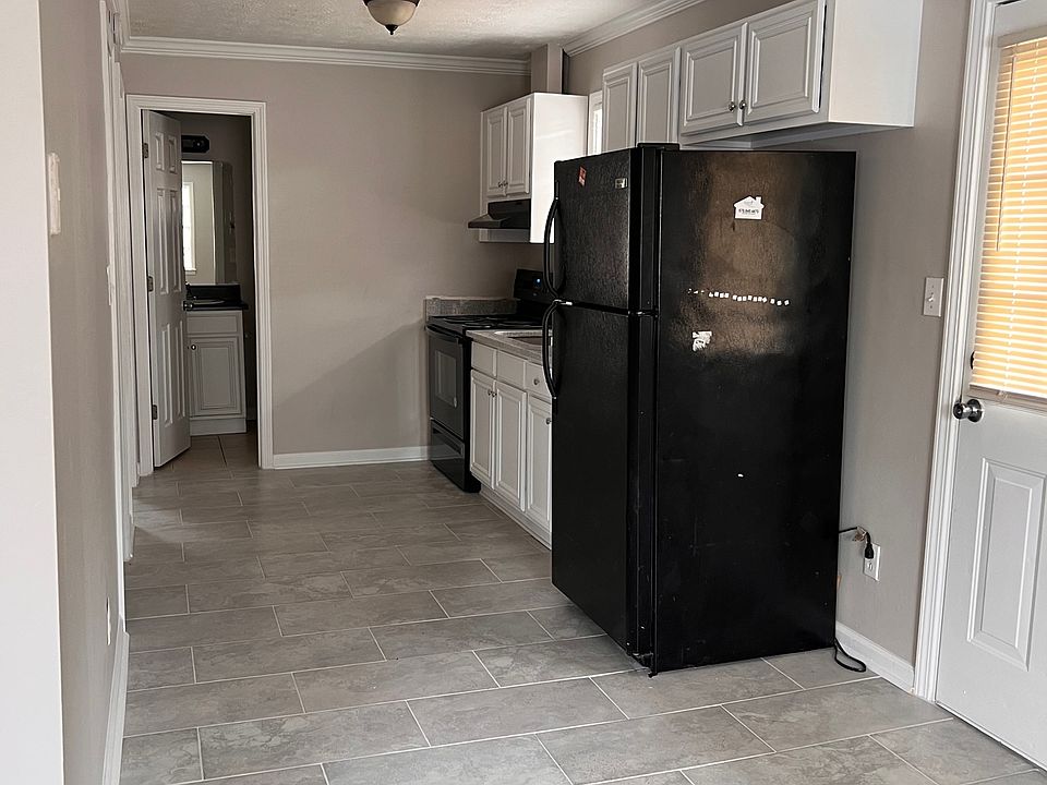 1st image of 503 Johnson St #10980231
