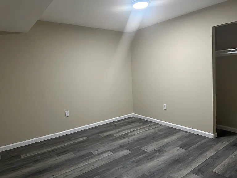 Mineral Springs Dr — Photo 3