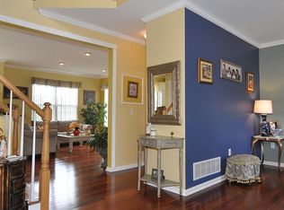 126 Winding Hill Dr, Hackettstown, NJ 07840