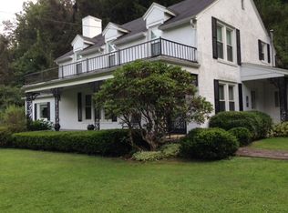 1020 Parsons Dr, Mullens, WV 25882