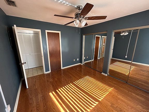 5th image of 160 Limewood Pl