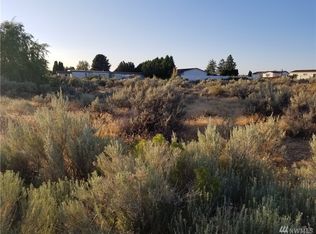 412 Roosevelt Ln SW, Mattawa, WA 99349