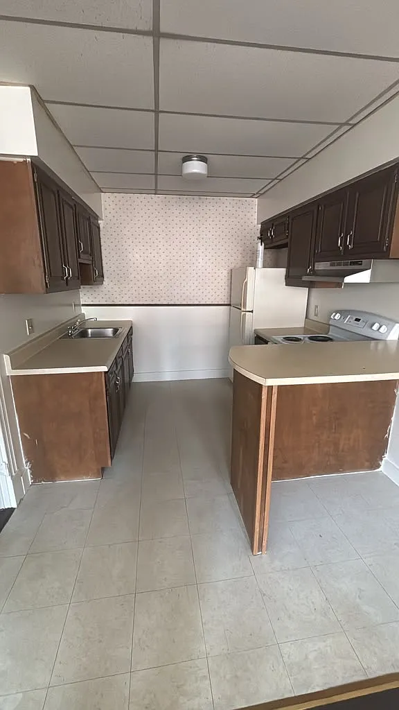 1 bed, $1,200 — Photo 3