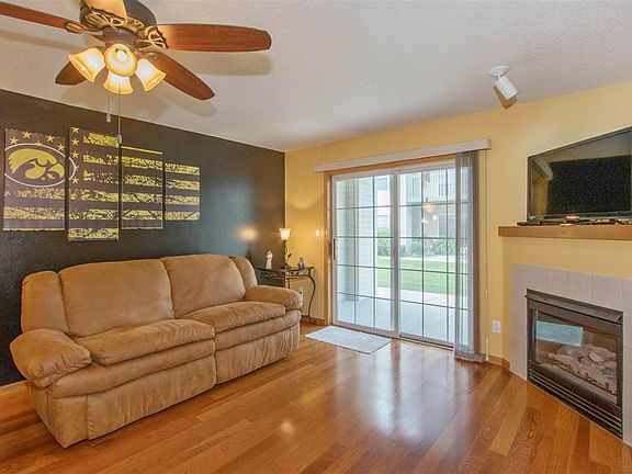 4th image of 110 Cherry Ct APT 2