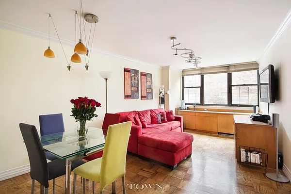 Sold by Town Residential | media 8