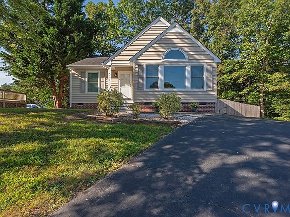 2nd image of 6171 Retreat Hill Ln