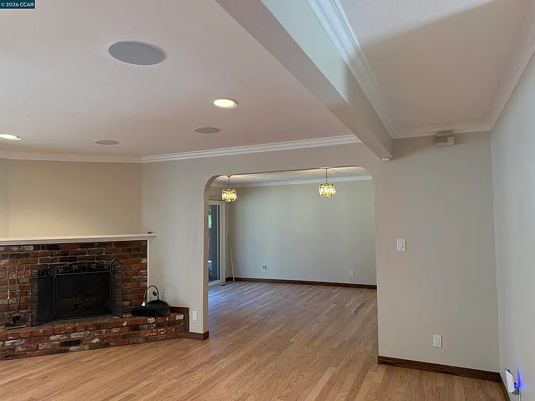 1271 Summit Rd — Photo 7