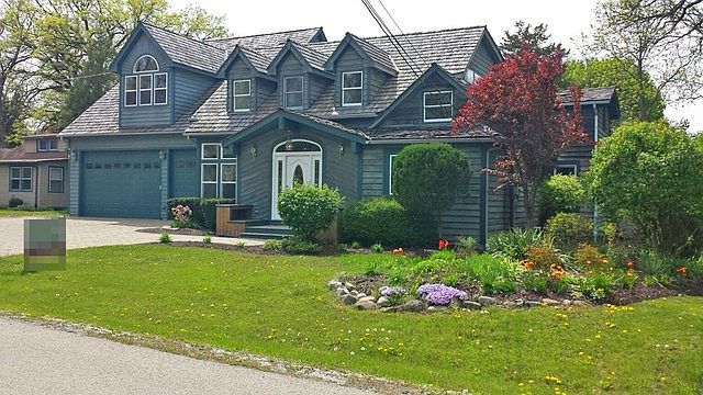 1st image of 30 Oak Knoll Dr