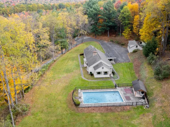 100 Pontzer Dr, Ridgway, PA 15853