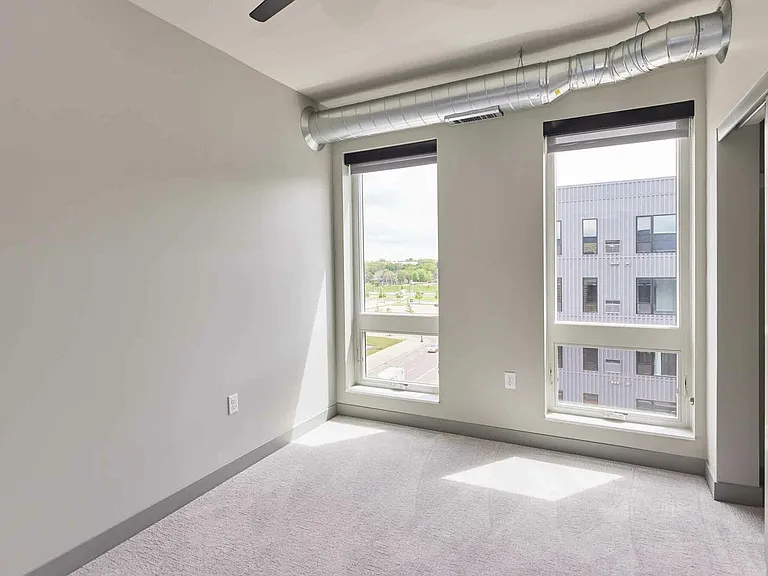 Pivot Apartments — Photo 62