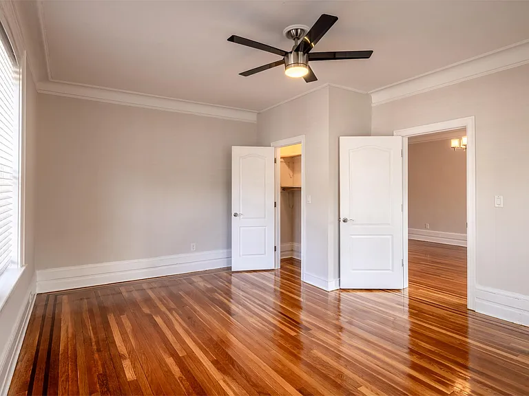 Worthington House Apartments — Photo 10
