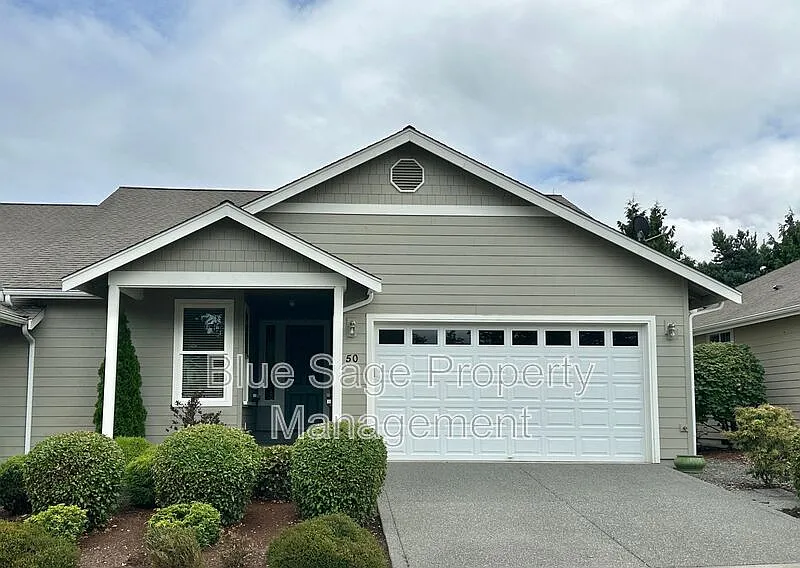 50 Goldenrod Ln