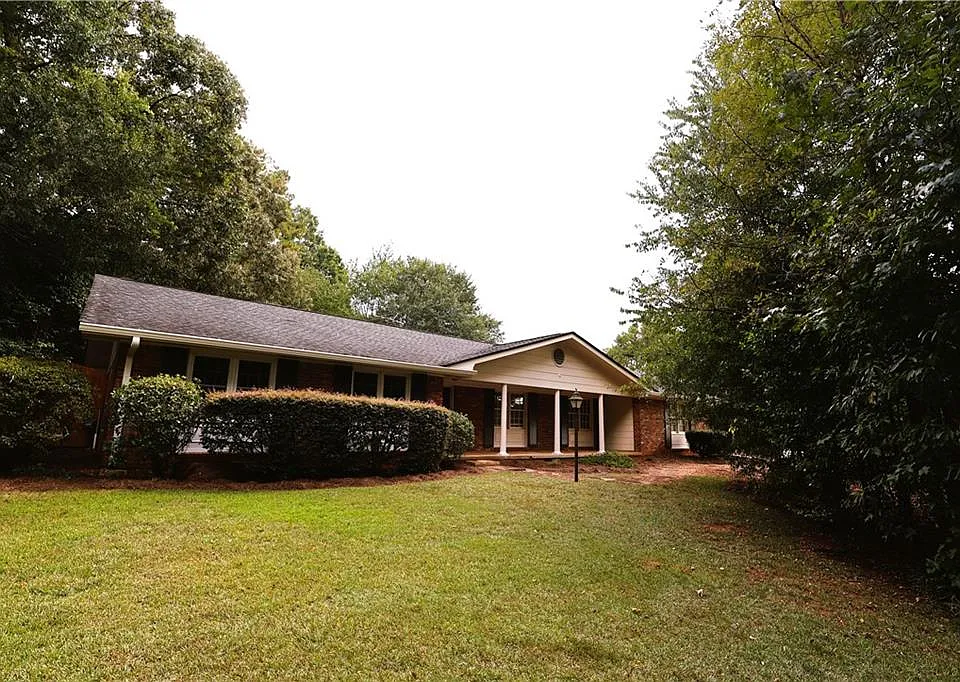 2953 Evans Woods Dr
