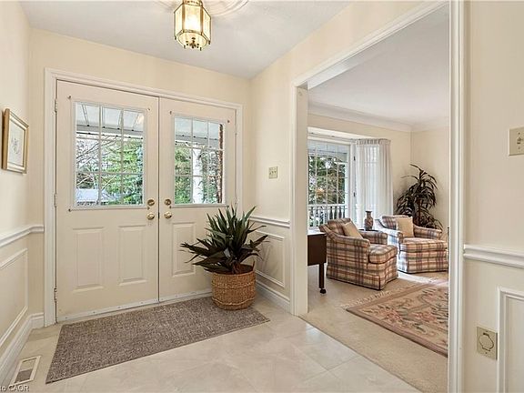 4th image of 81 Reding Rd