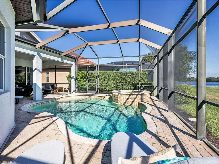 6096 Dogleg Dr — Photo 11