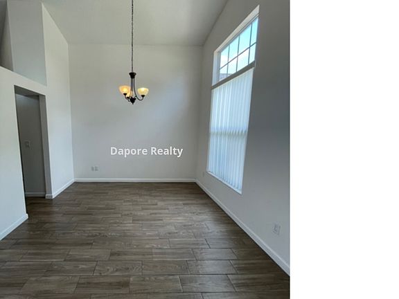 4th image of 1009 California Creek Dr