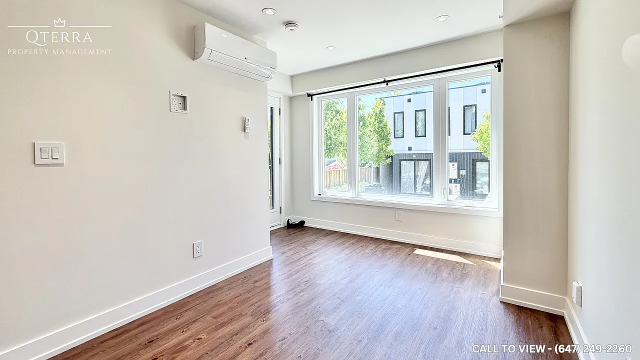 2 bed, 700 sqft, $2,450 — Photo 3