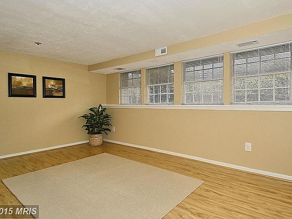 2nd image of 502 Philmont Dr APT 4