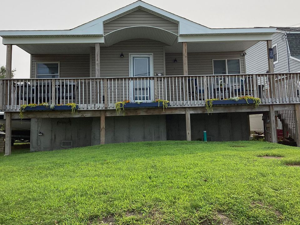 1st image of 28 Namkee Ln