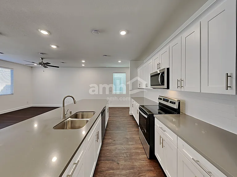 10453 Beaver Tail St — Photo 4