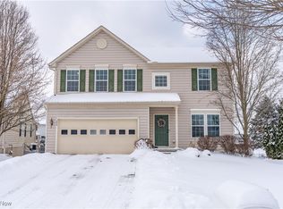 884 Highridge Ln, Kent, OH 44240