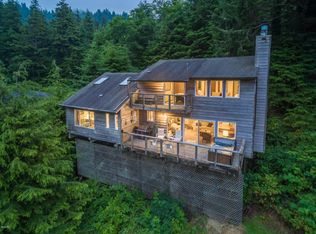 5400 S Fairway Rd, Neskowin, OR 97149