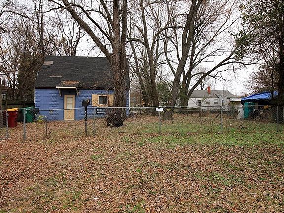 2nd image of 135 Culpeper Ave