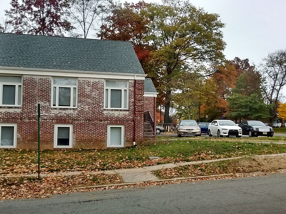 2nd image of 505 S Orange Ave