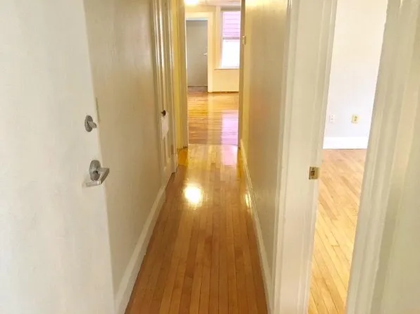 27 Putnam Ave, Cambridge, MA