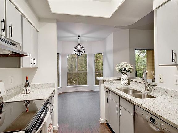 2nd image of 6000 Shepherd Mountain Cv Unit 1604