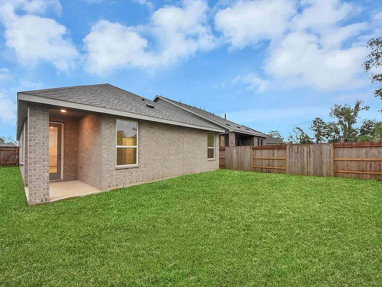904 Capracotta Dr — Photo 14