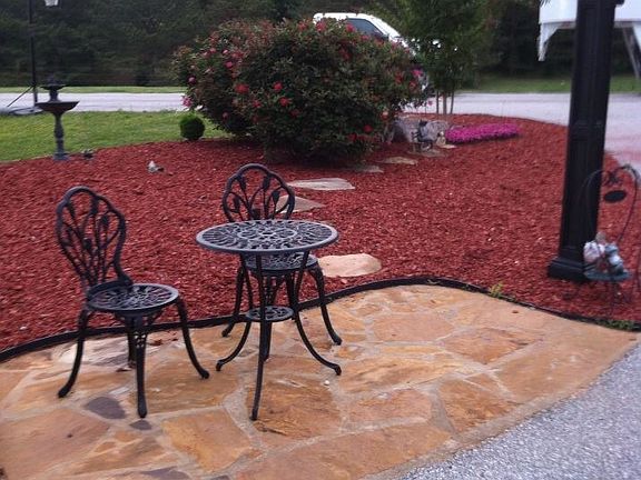 Flower garden in front 