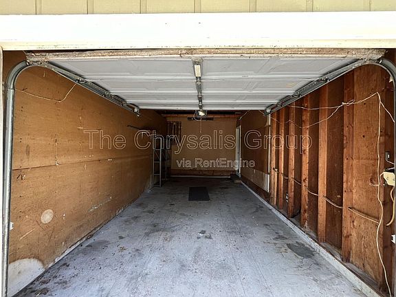 2nd image of 424 Heritage Ln
