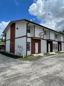 688 Forrest Dr #A-4, Miami Springs, FL, 33166