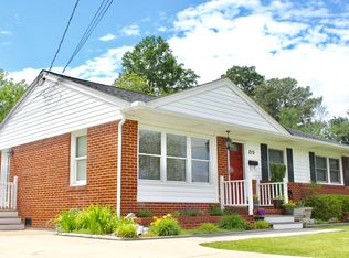 215 Dover Rd, Hampton, VA 23666