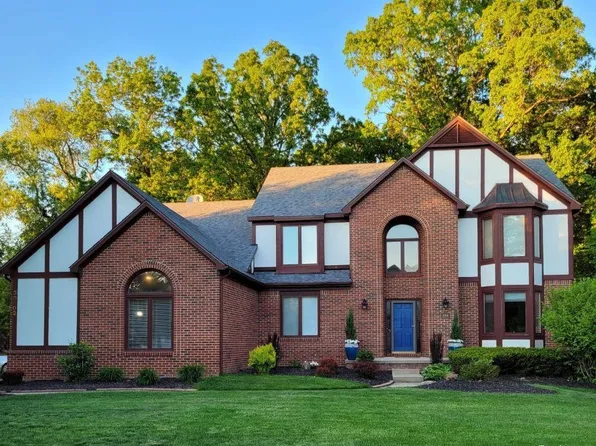 30802 Knighton Dr, Farmington Hills, MI 48331