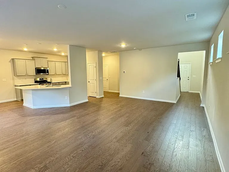 18227 Stark Way — Photo 6