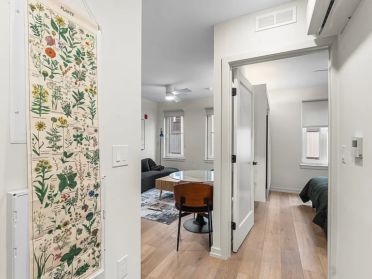 Furnished Entryway