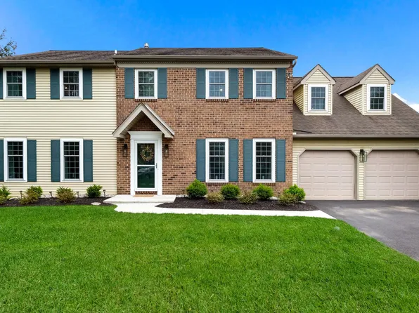 27 Buttercup Ln, Newtown, PA 18940