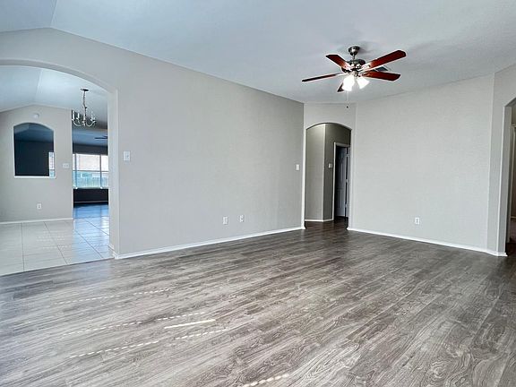 4th image of 8421 Hawks Nest Dr
